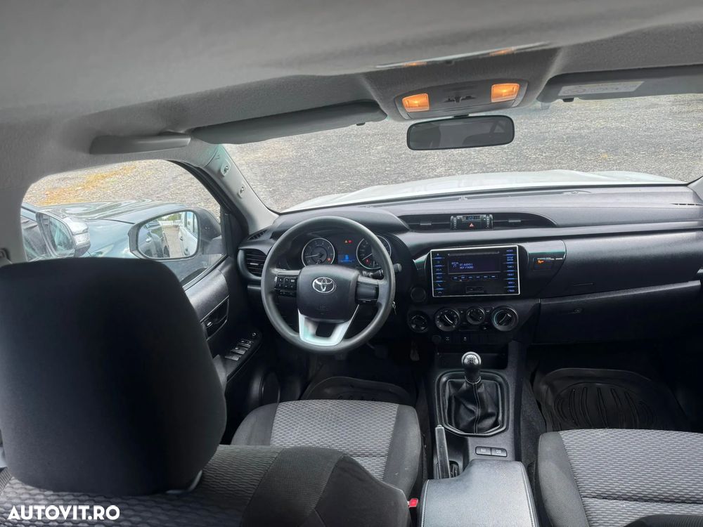 Toyota HILUX - 14