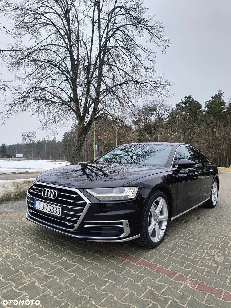 Audi A8 - 1