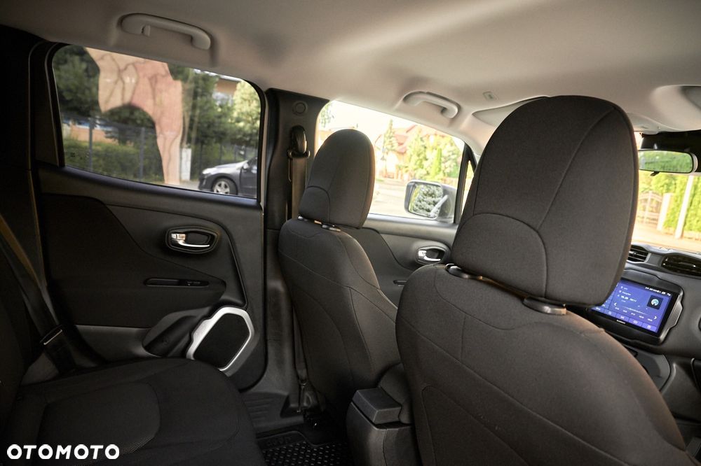 Jeep Renegade - 31