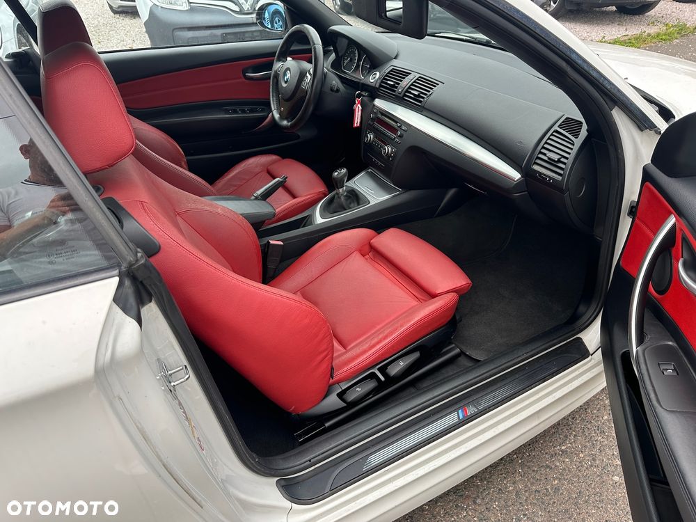 BMW Seria 1 120d DPF - 12