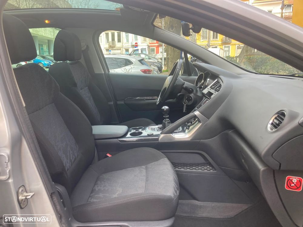 Peugeot 3008 1.6 HDi Executive - 10