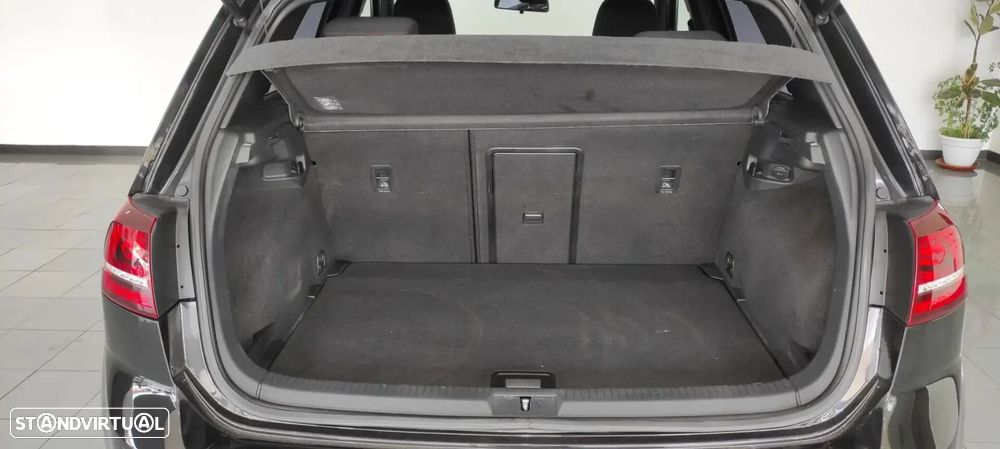 VW Golf - 19