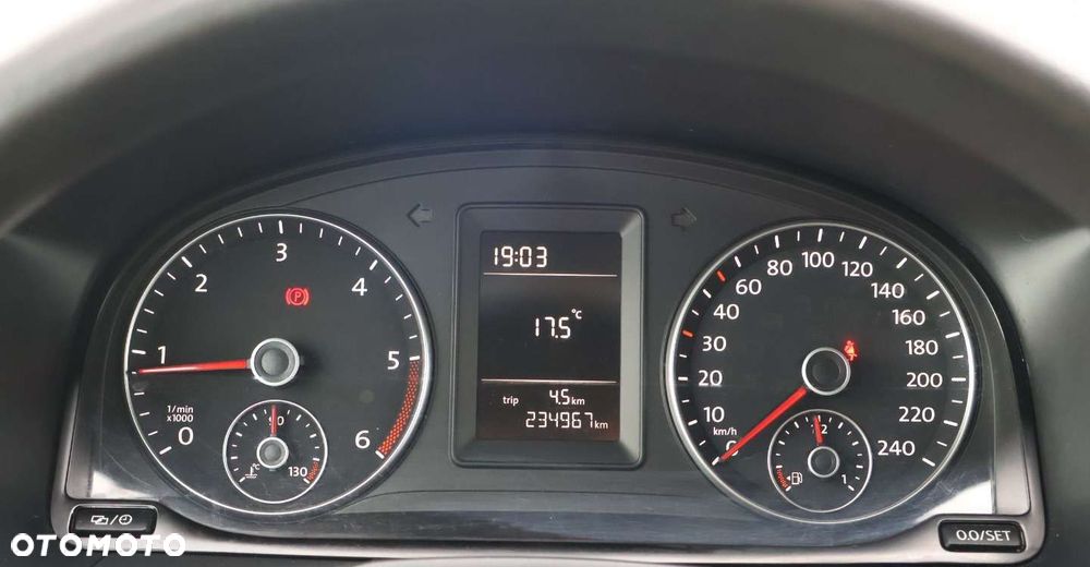 Volkswagen Caddy - 22