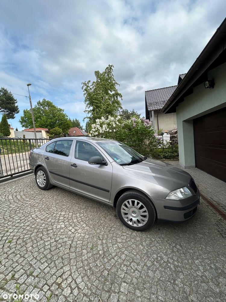 Skoda Octavia 1.6 - 3