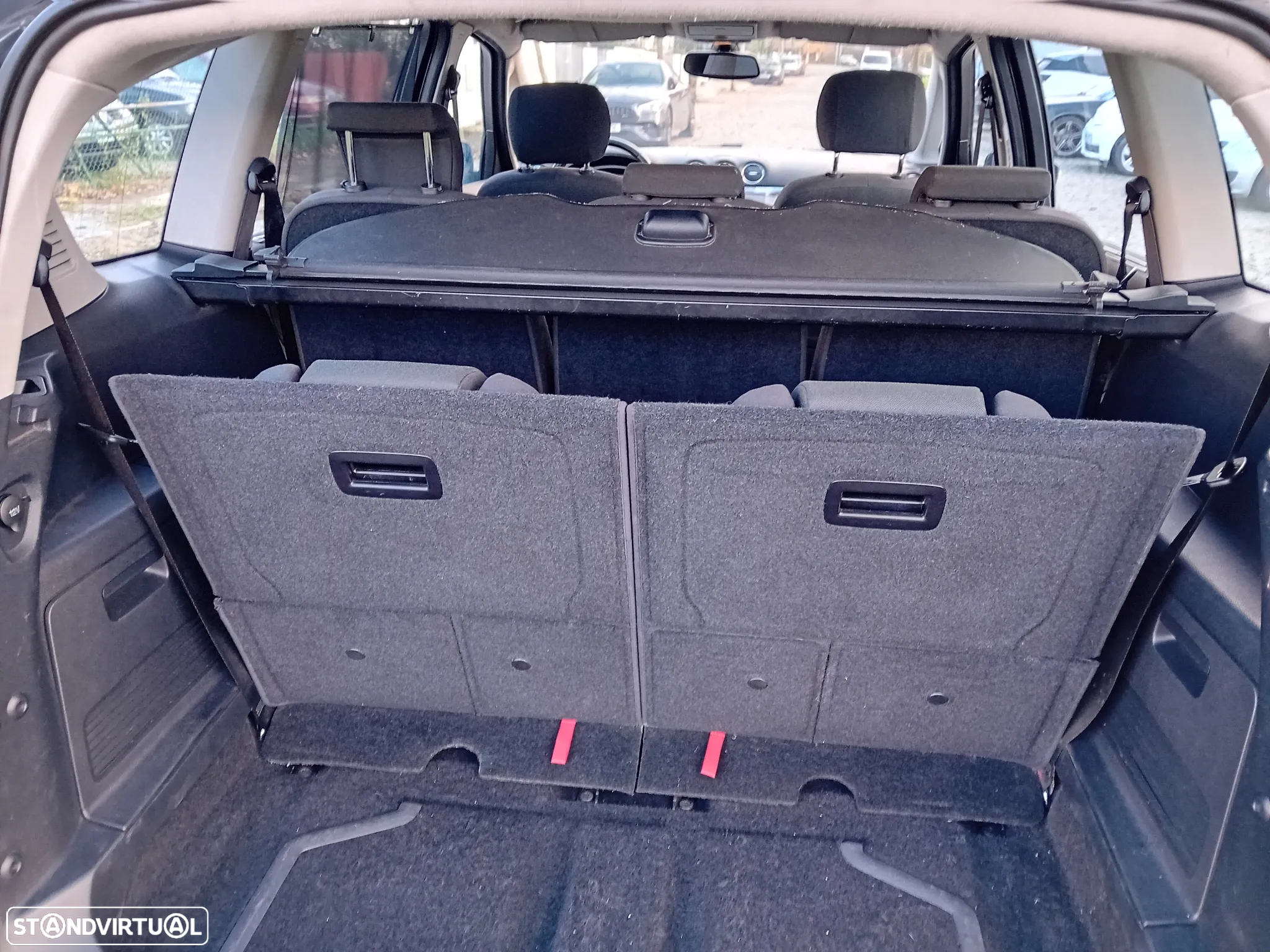 Ford S-Max 2.0 TDCi Titanium 7L - 8