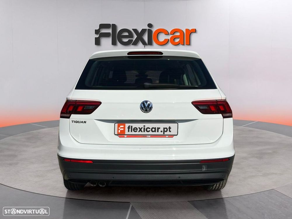 VW Tiguan 1.6 TDI Tech - 6