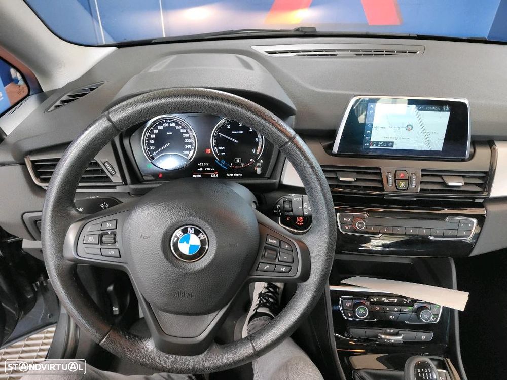 BMW 216 Active Tourer d - 6