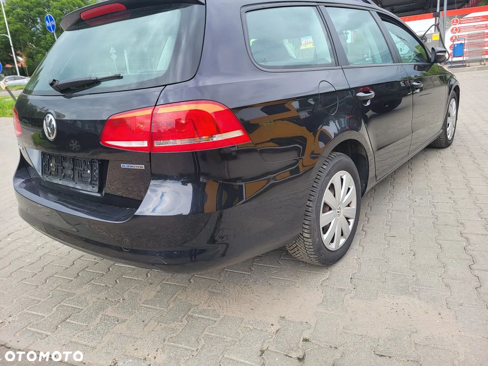 Volkswagen Passat 1.6 TDI Perfectline - 3