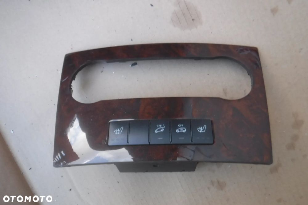 Mercedes W245 B klasa  ramka drzewo panel foteli A1698208810 grzanych sterowania - 1