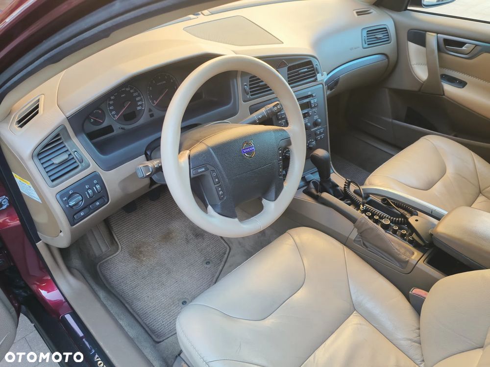 Volvo XC 70 2.5T AWD Ocean Race - 9