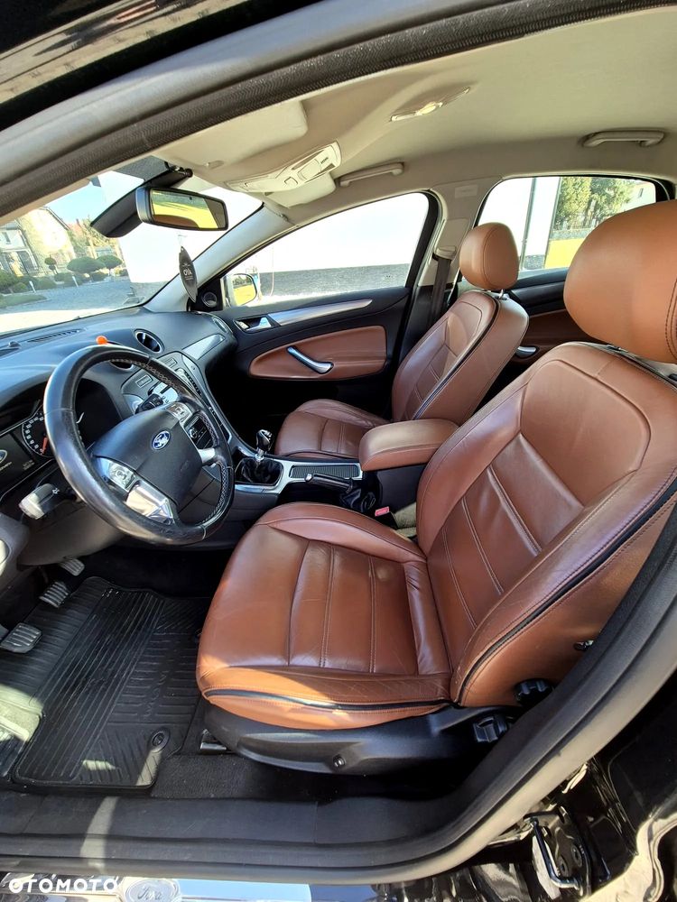 Ford Mondeo 2011 photo 4