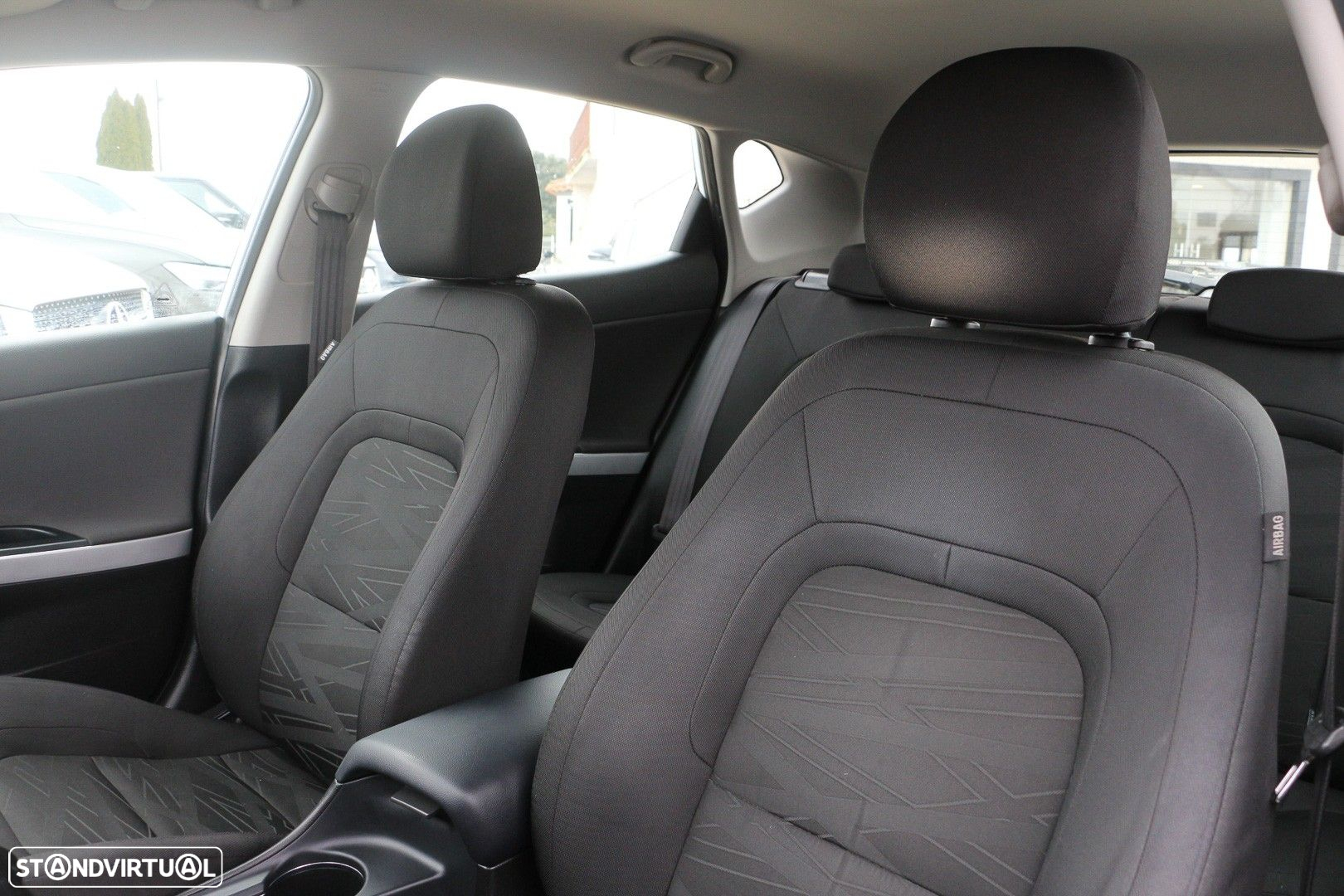 Kia Ceed 1.4 CRDi Nav Line - 38