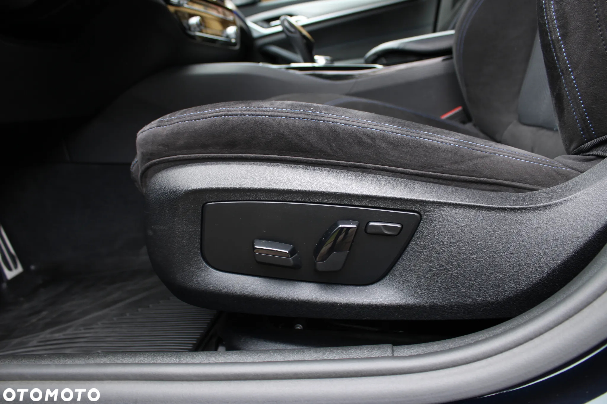 BMW Seria 5 530d xDrive M Sport sport - 37