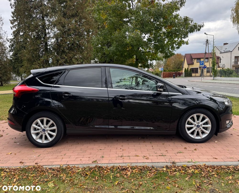 Ford Focus - 12