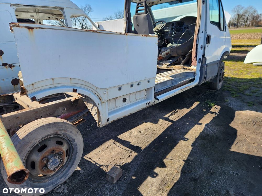 prawy bok ćwiartka iveco daily 06-14 - 3