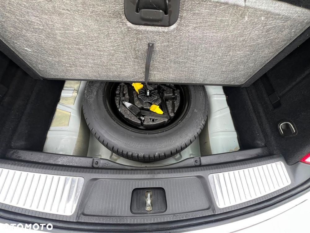 Opel Insignia - 28