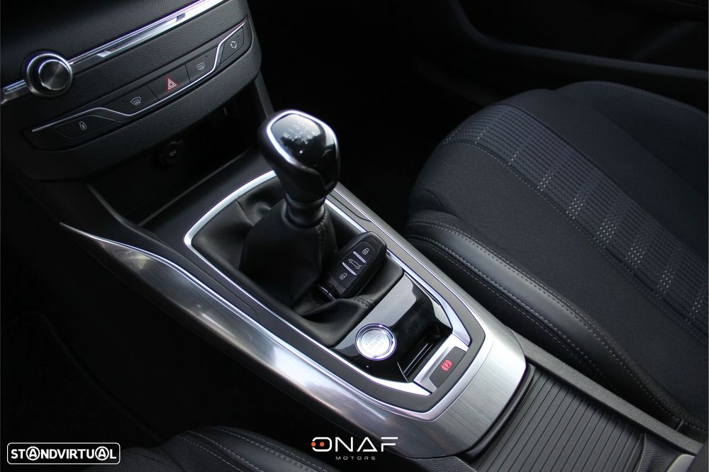 Peugeot 308 PureTech 110 Stop & Start Allure - 18