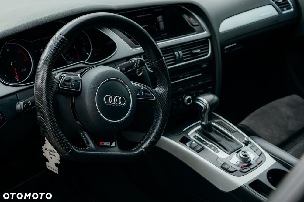 Audi A4 Avant 2.0 TDI DPF quattro S tronic S line Sportpaket - 9