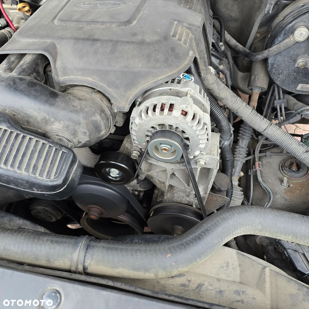 Cadillac Escalade - 18