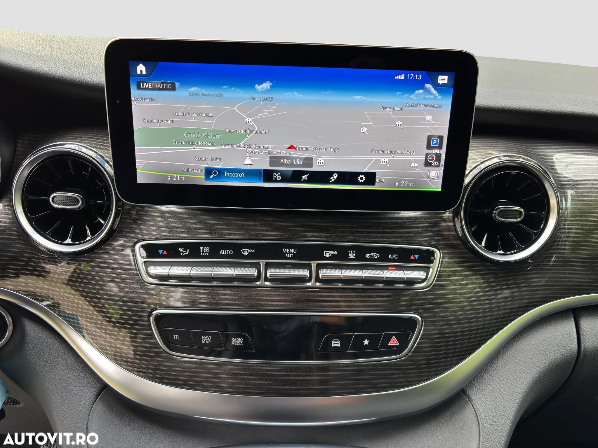 Mercedes-Benz V 300 d lang 4Matic 9G-TRONIC Avantgarde Edition - 18