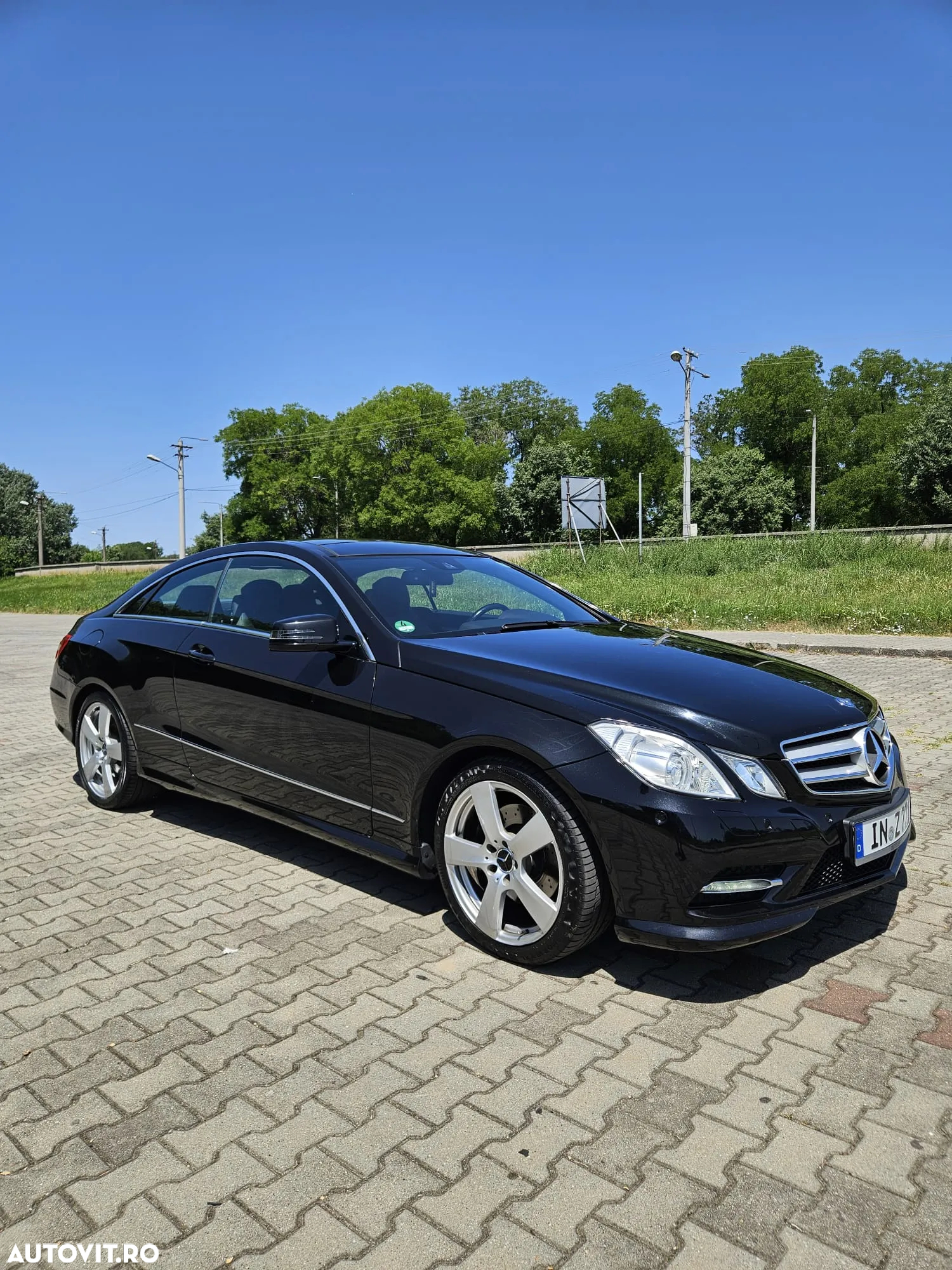 Mercedes-Benz E 350 CDI DPF Coupe BlueEFFICIENCY 7G-TRONIC Avantgarde - 3