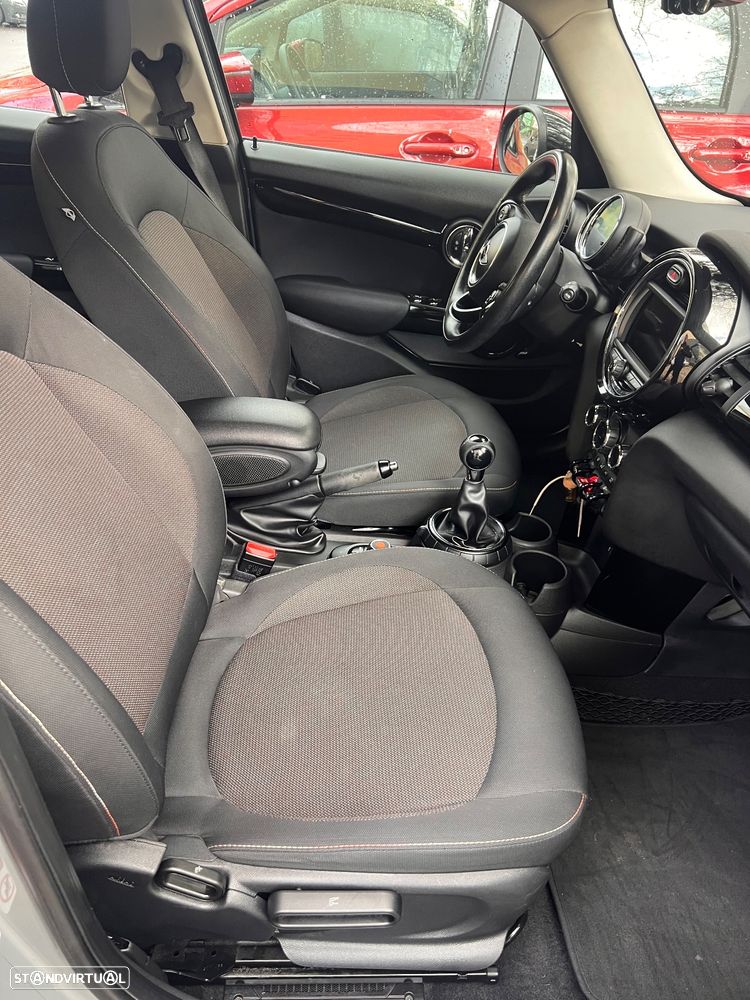 MINI 5 Portas Cooper D Seven - 12