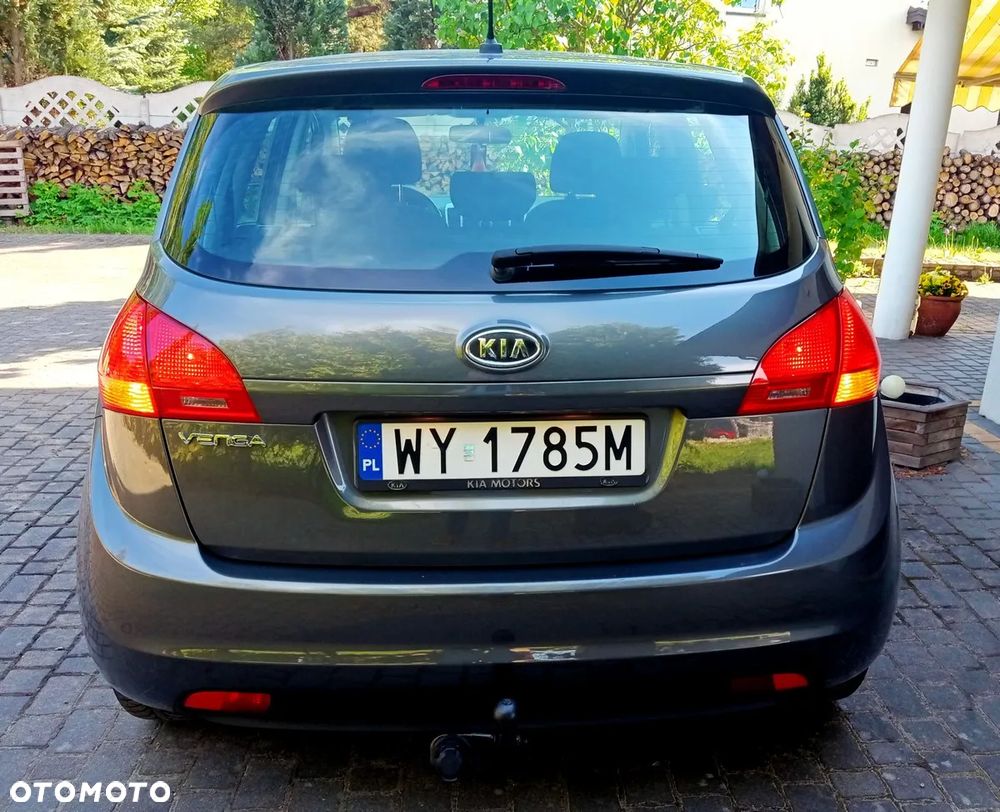 Kia Venga 1.4 CVVT Vision - 6