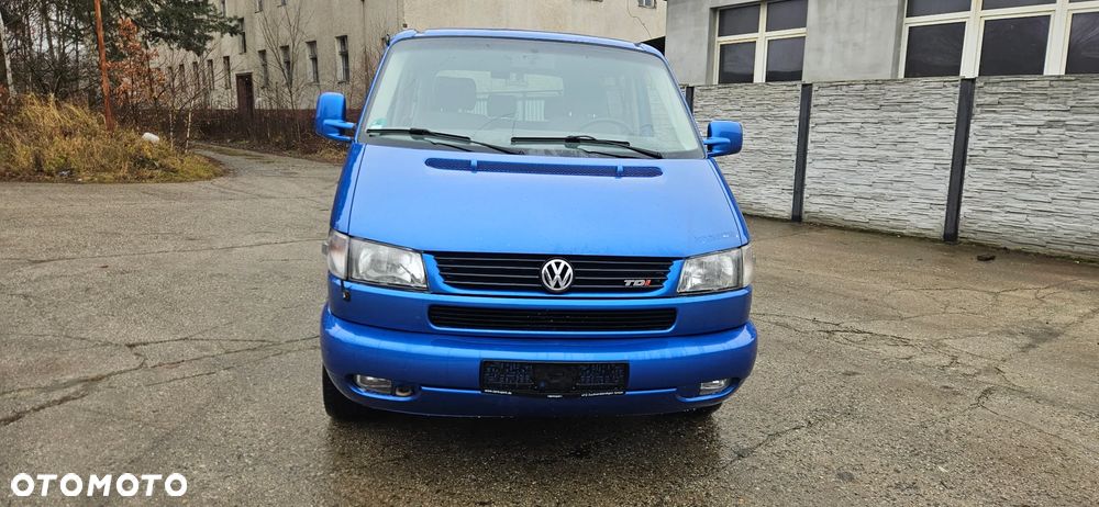 Volkswagen Multivan ver-2-0-tdi-highline-dsg - 2