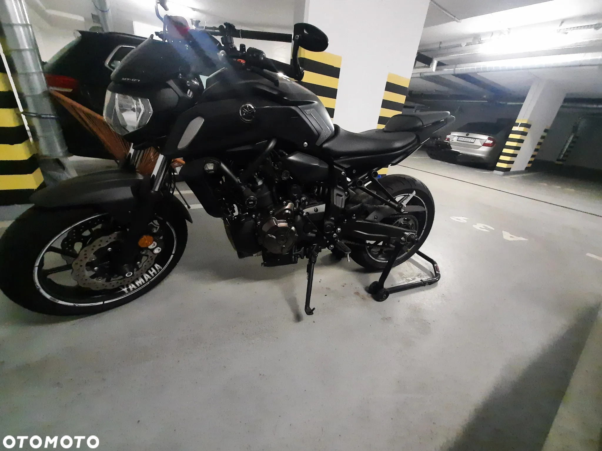 Yamaha MT - 7