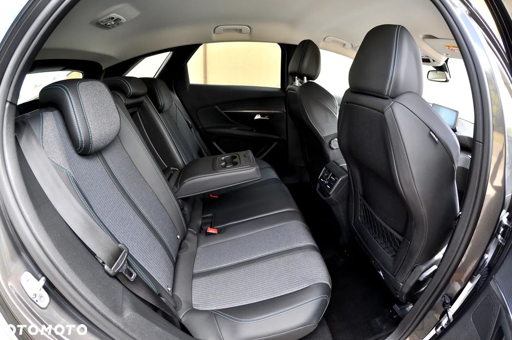 Peugeot 3008 BlueHDi 130 Stop & Start EAT8 Allure Business-Paket - 21