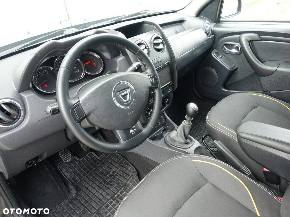 Dacia Duster 1.6 16V 105 4x4 Prestige - 13