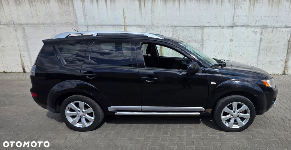 Mitsubishi Outlander 2.4 2WD - 2
