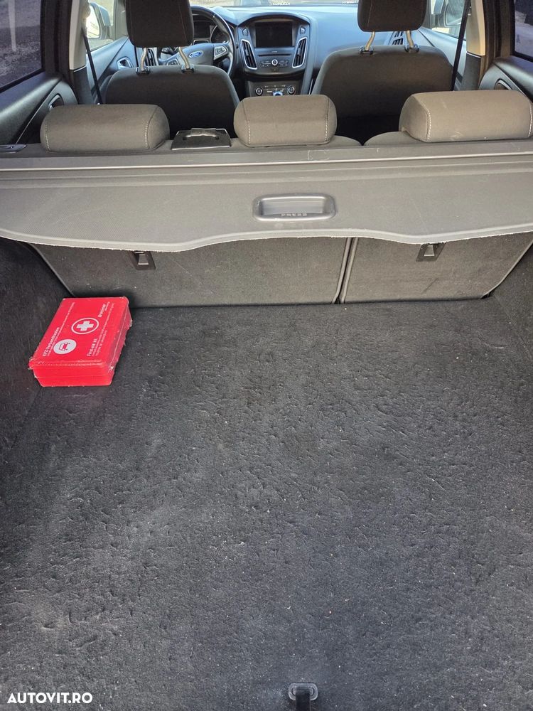 Ford Focus 1.5 TDCi DPF Start-Stopp-System Business - 9