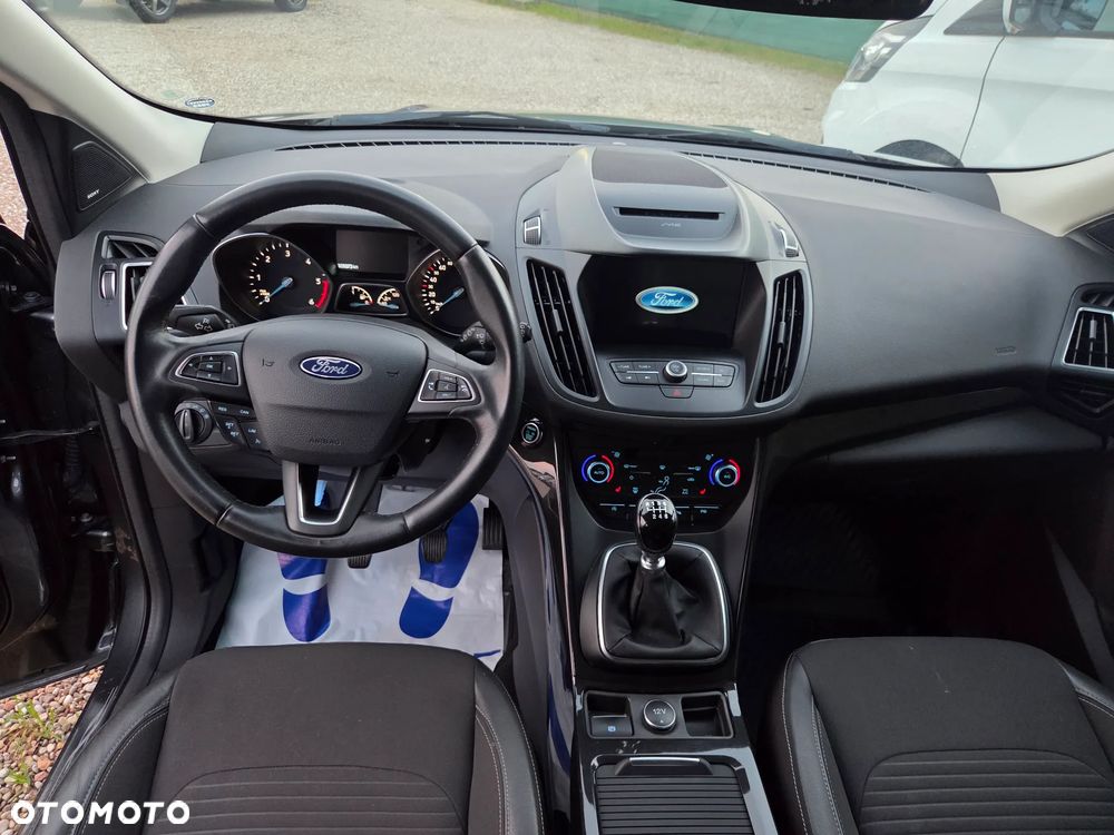 Ford Kuga 2.0 TDCi FWD Titanium - 15