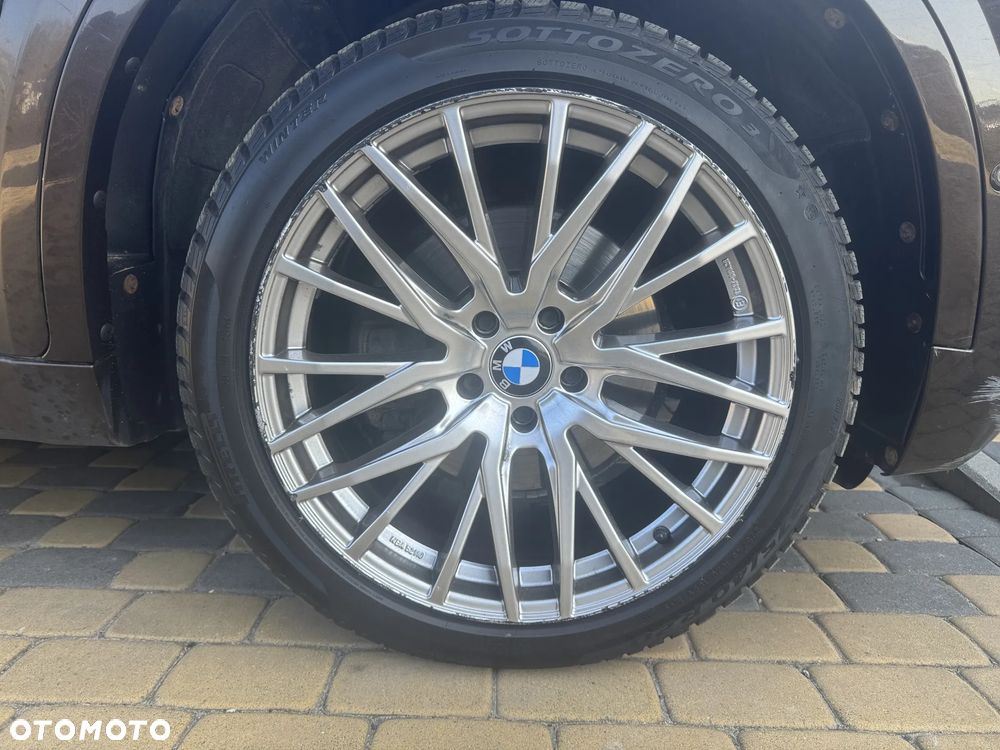 BMW X6 xDrive40d - 13