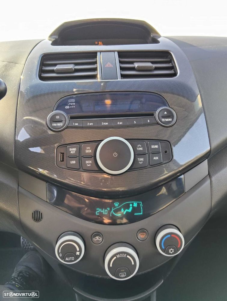 Chevrolet Spark 1.2 LT Bi-Fuel - 8