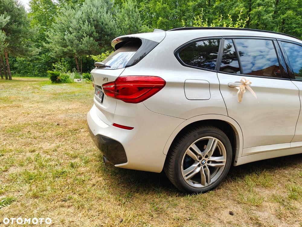 BMW X1 xDrive25i M Sport - 4