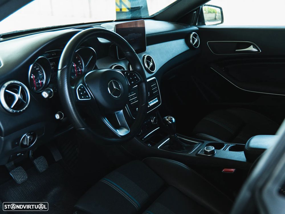 Mercedes-Benz CLA 180 d Shooting Brake Progressive - 12