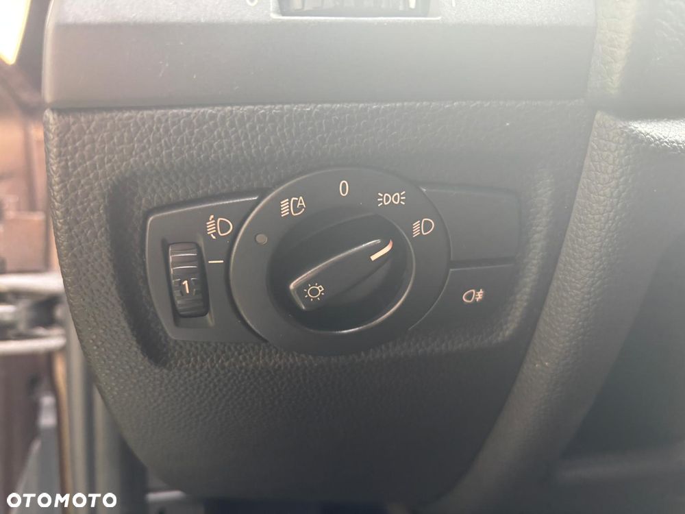 BMW Seria 1 116i - 15