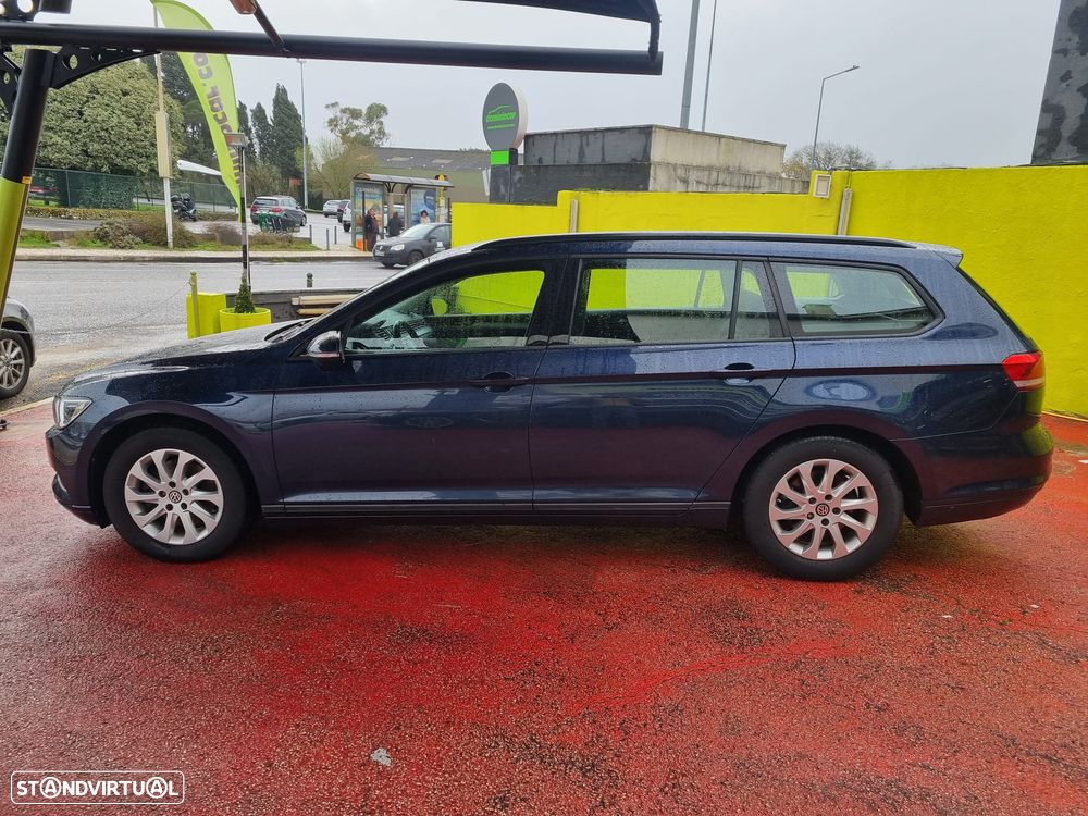 VW Passat Variant 1.6 TDI BlueMotion - 14