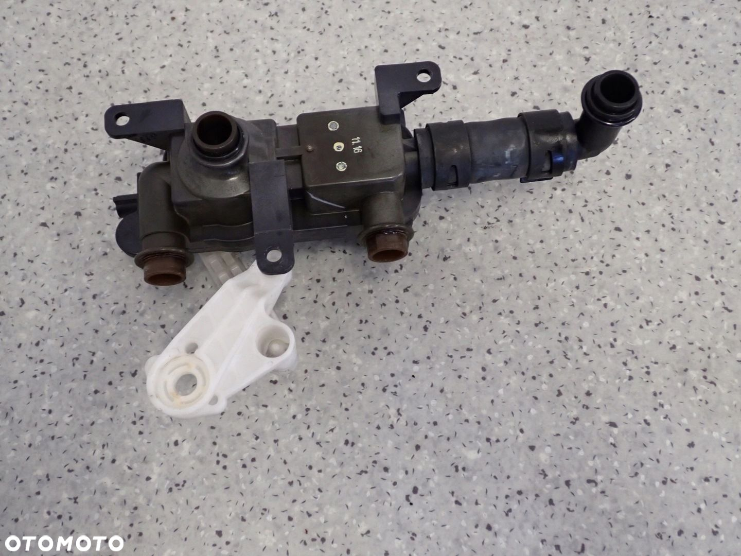 MITSUBISHI GRANDIS 03-11 ZAWÓR PŁYNU NAGRZEWNICY - 6