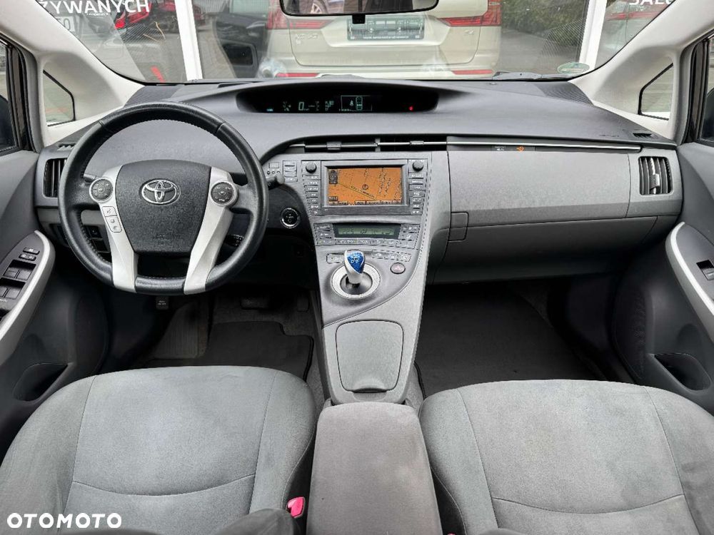 Toyota Prius 1.8 HSD Life - 6