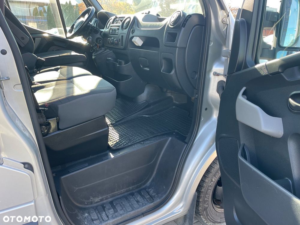Renault Master - 24