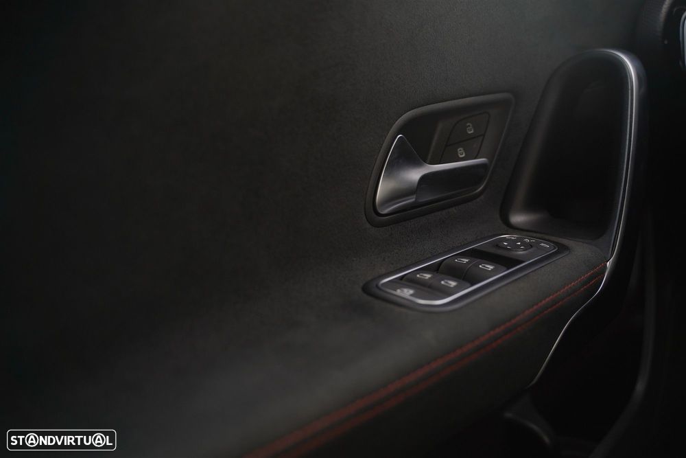 Mercedes-Benz A 200 AMG Line Aut. - 19