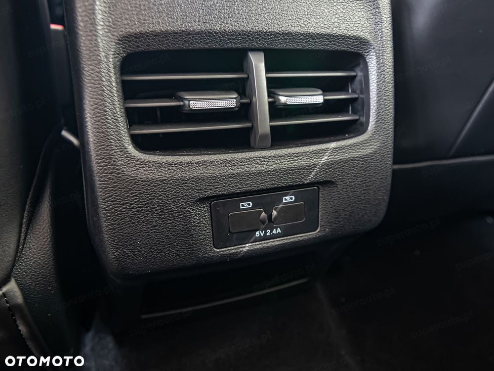 JAC J7 Plus CVT - 19