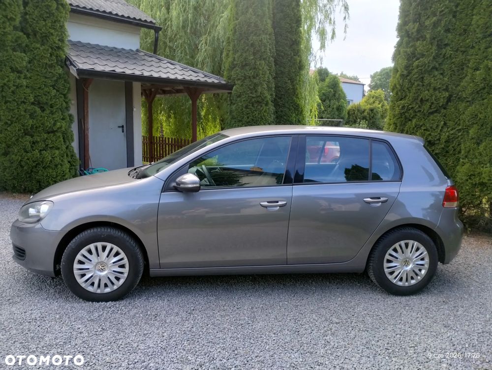 Volkswagen Golf - 9