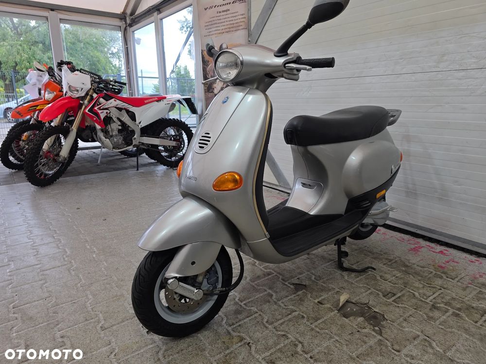 Piaggio Vespa - 5