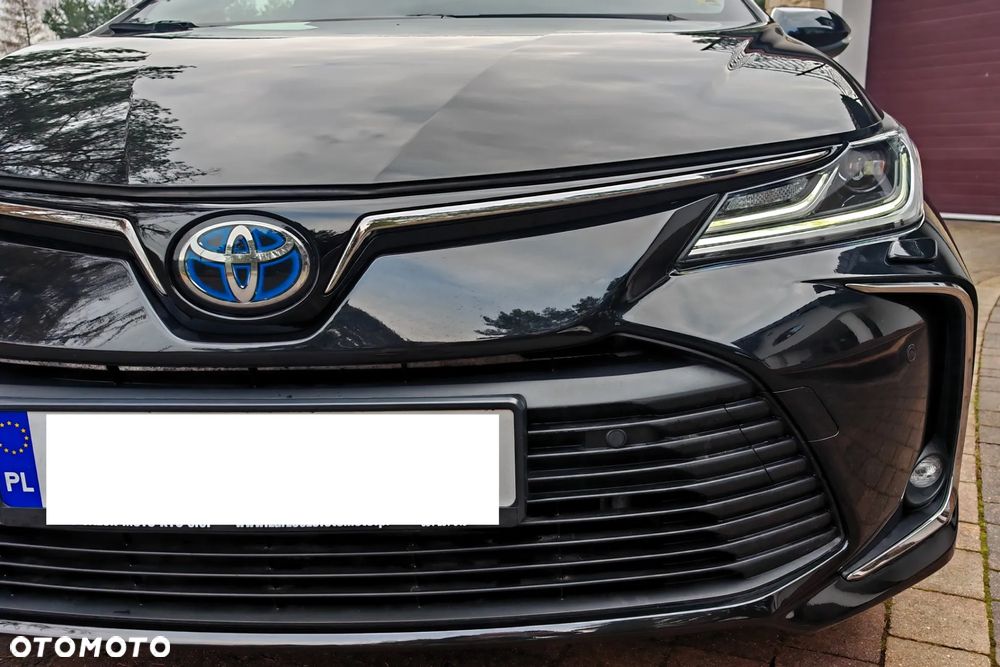 Toyota Corolla 1.8 Hybrid Comfort - 38