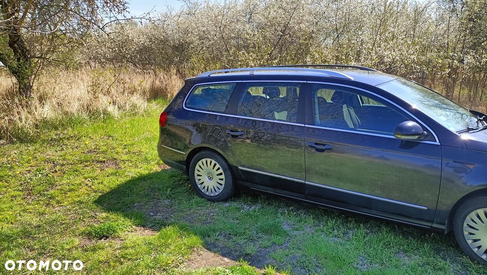 Volkswagen Passat 1.6 FSI Comfortline - 6