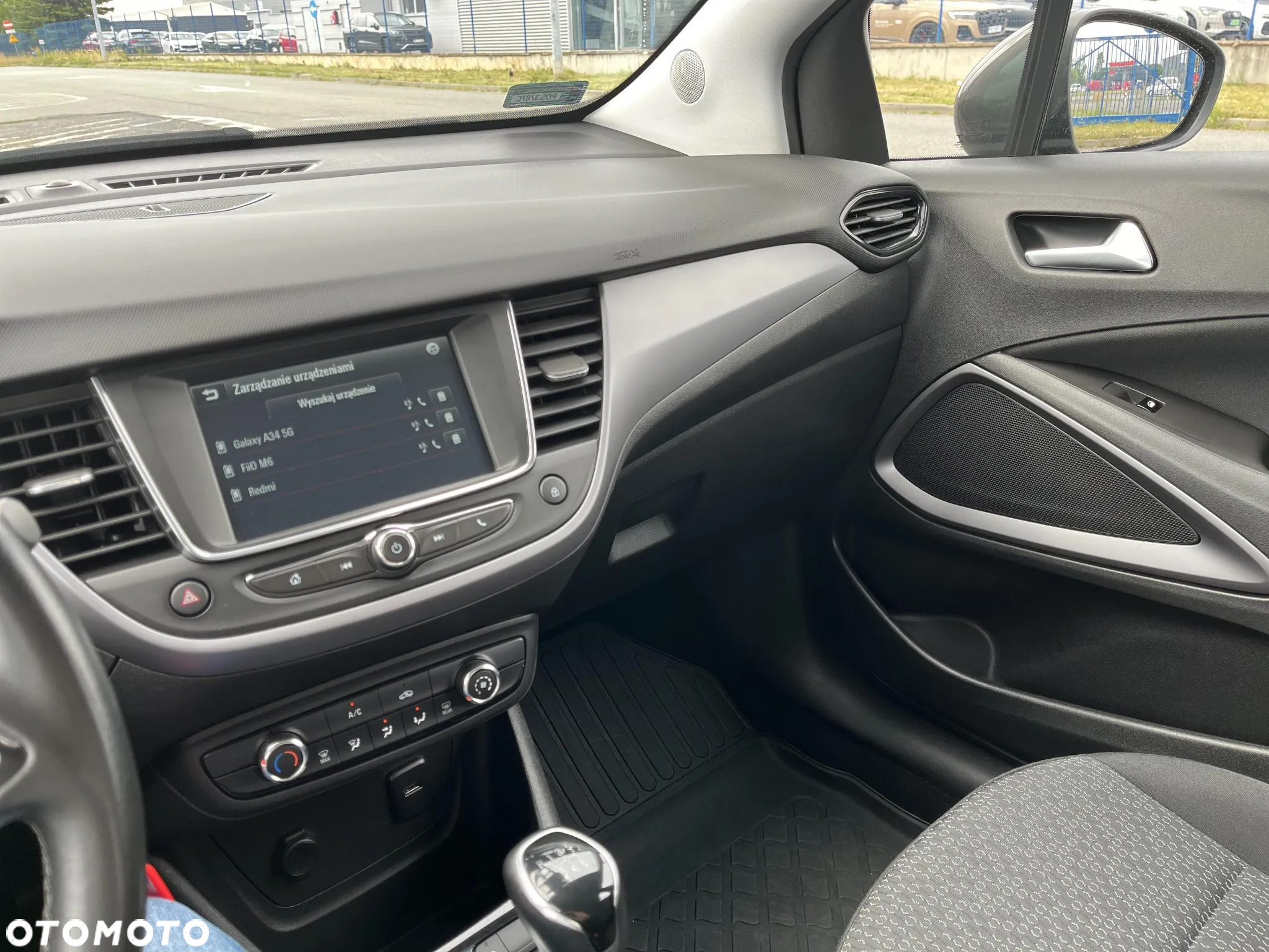 Opel Crossland - 31